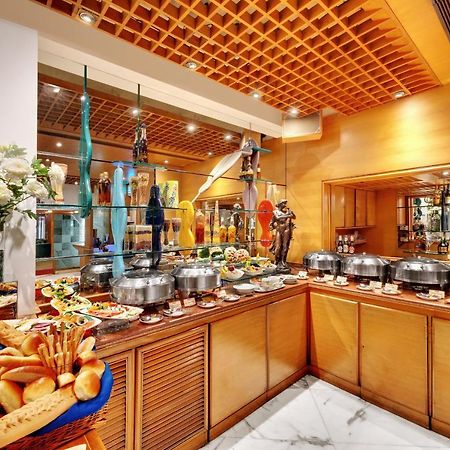 The Ambassador, Marine Drive, Mumbai Hotel Exterior foto