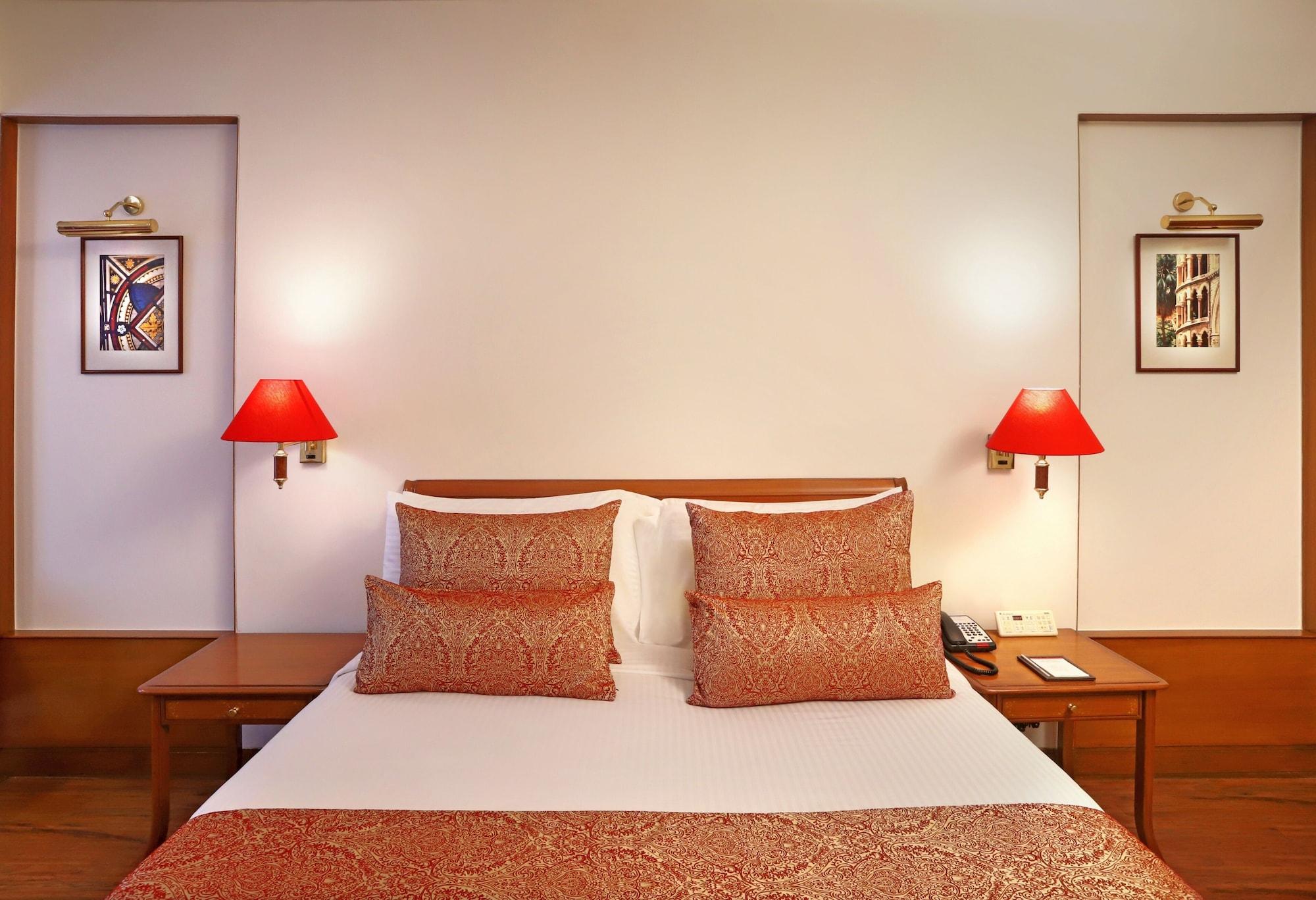 The Ambassador, Marine Drive, Mumbai Hotel Exterior foto