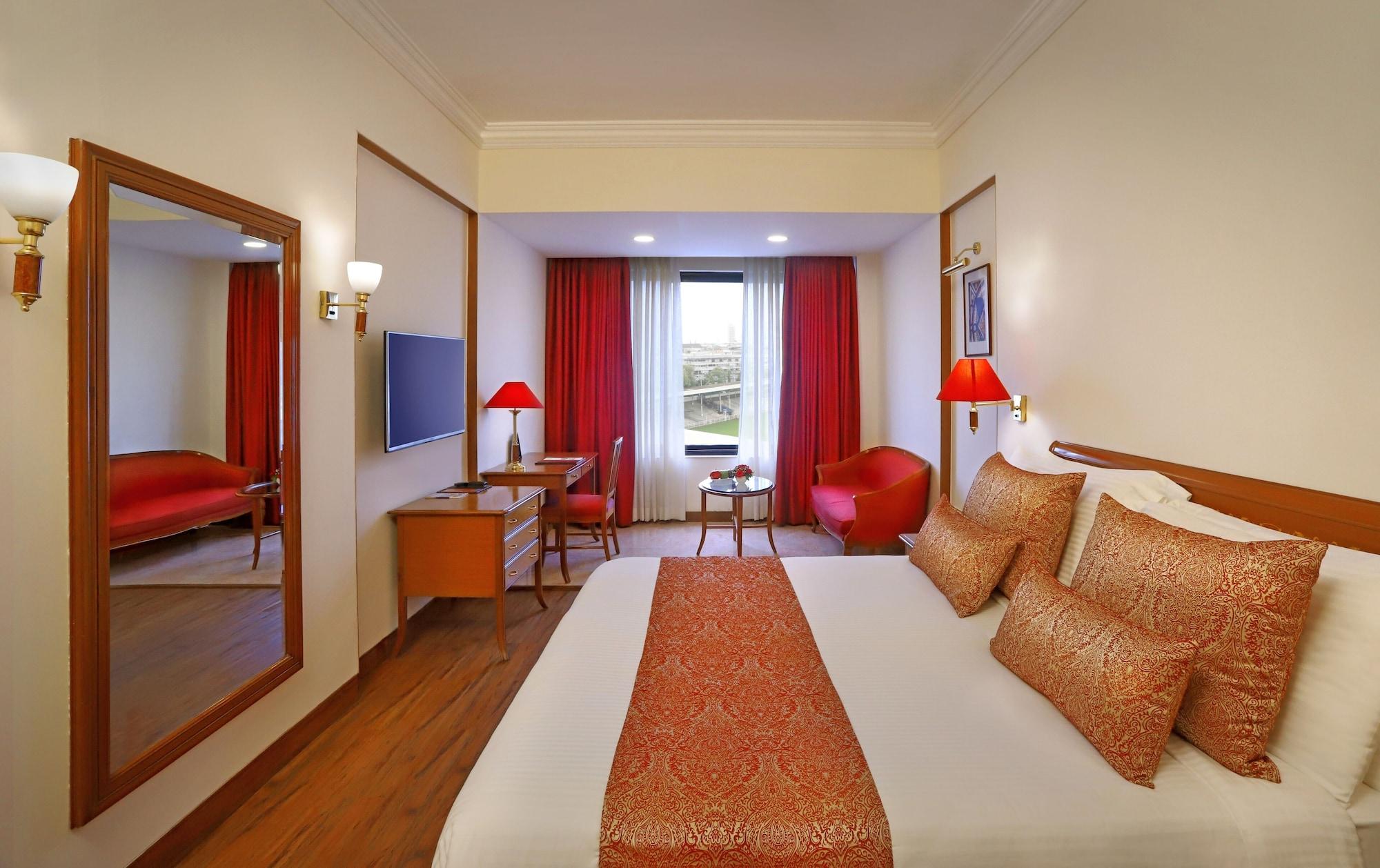 The Ambassador, Marine Drive, Mumbai Hotel Exterior foto